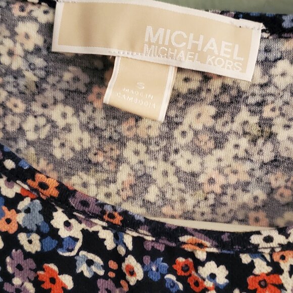 Michael Kors Floral Side Tie Top - Picture 2 of 5